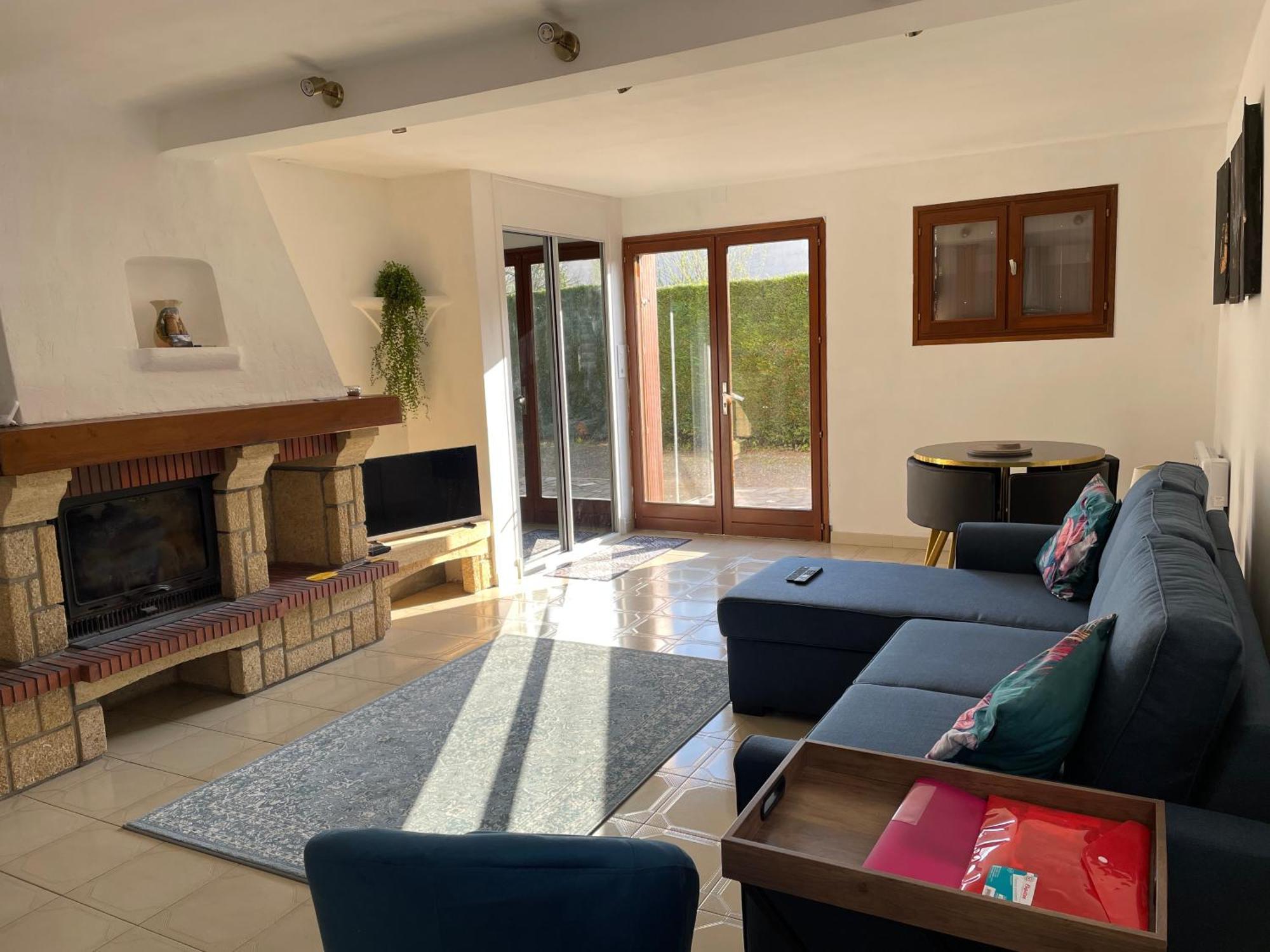 Vue Du Gar Apartment Salechan ภายนอก รูปภาพ